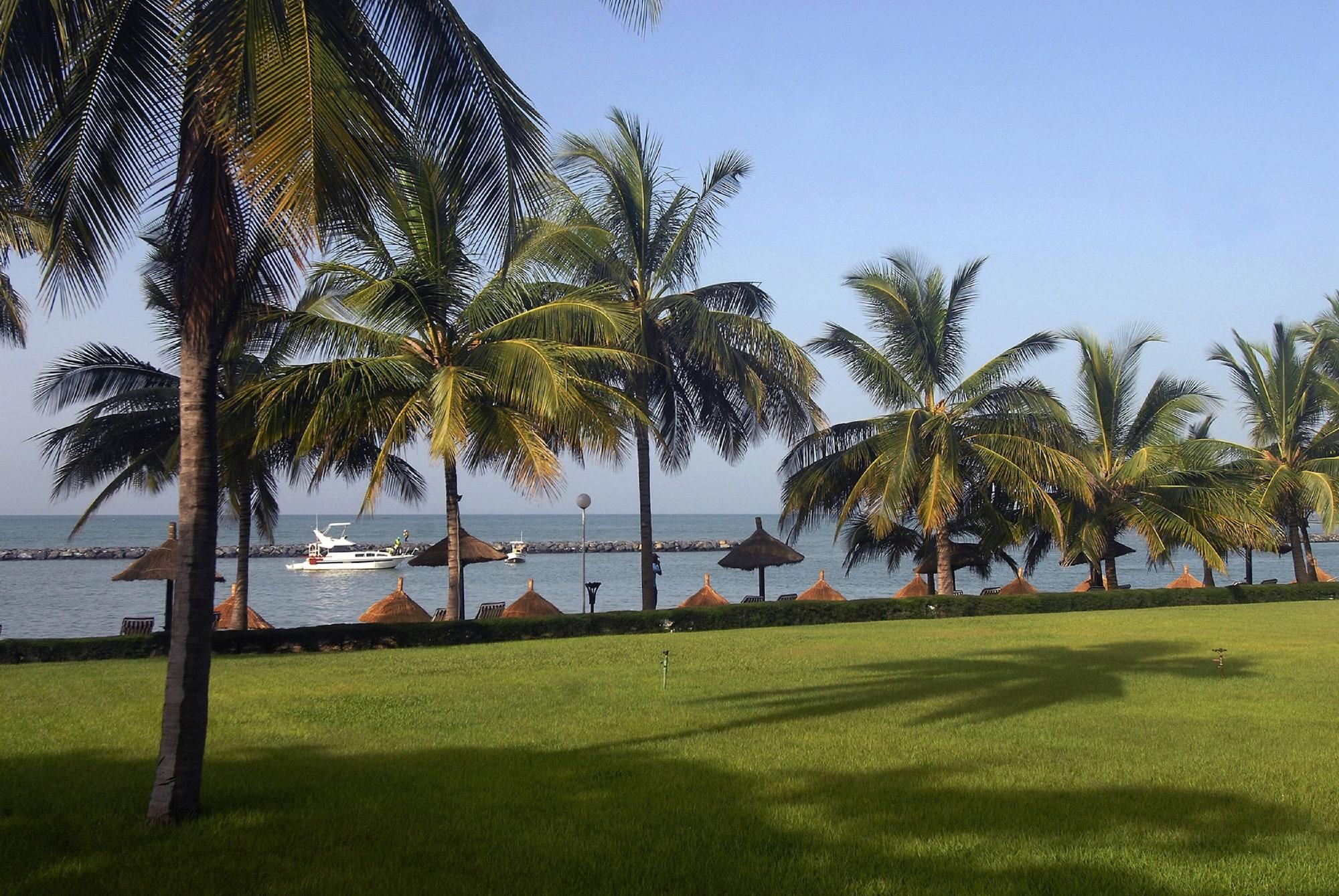 Hotel Royam Saly Exterior foto