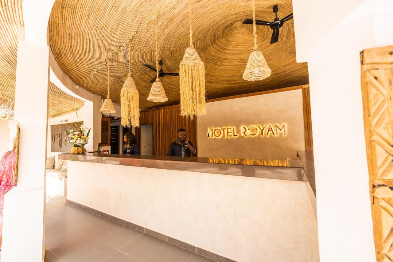 Hotel Royam Saly Exterior foto