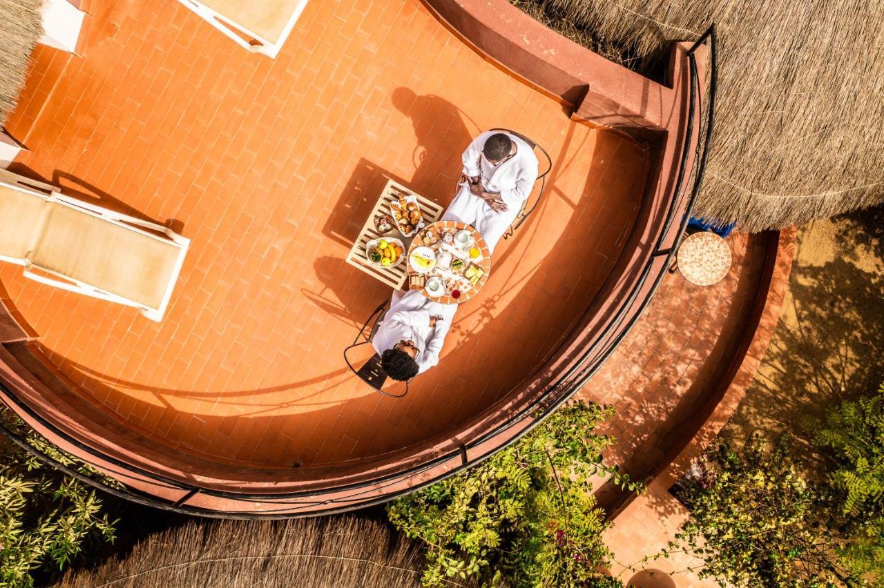 Hotel Royam Saly Exterior foto