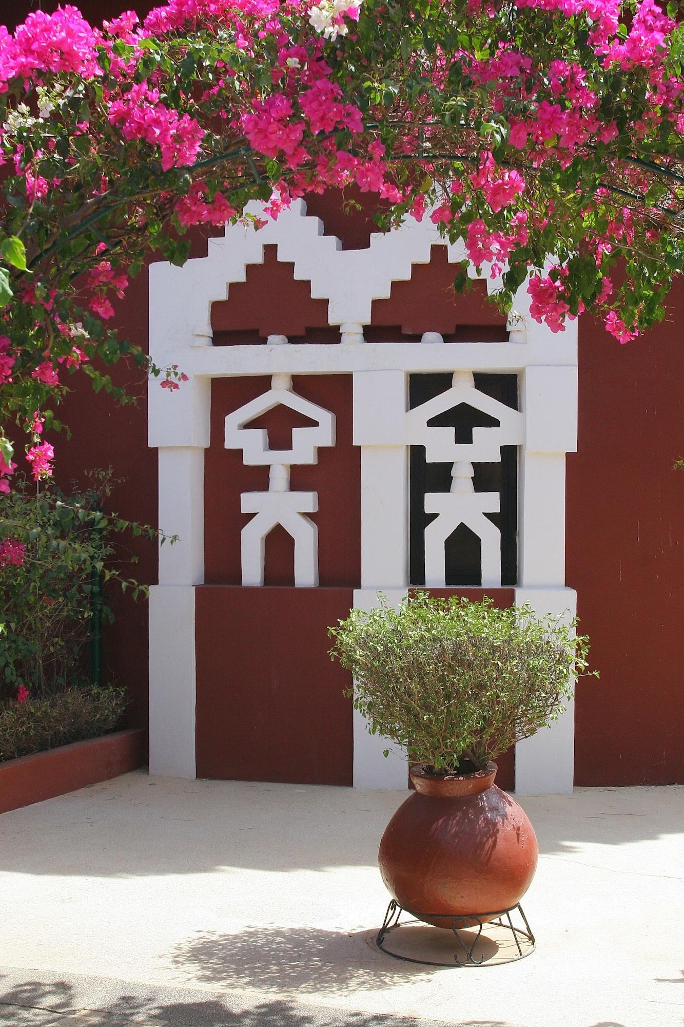 Hotel Royam Saly Exterior foto