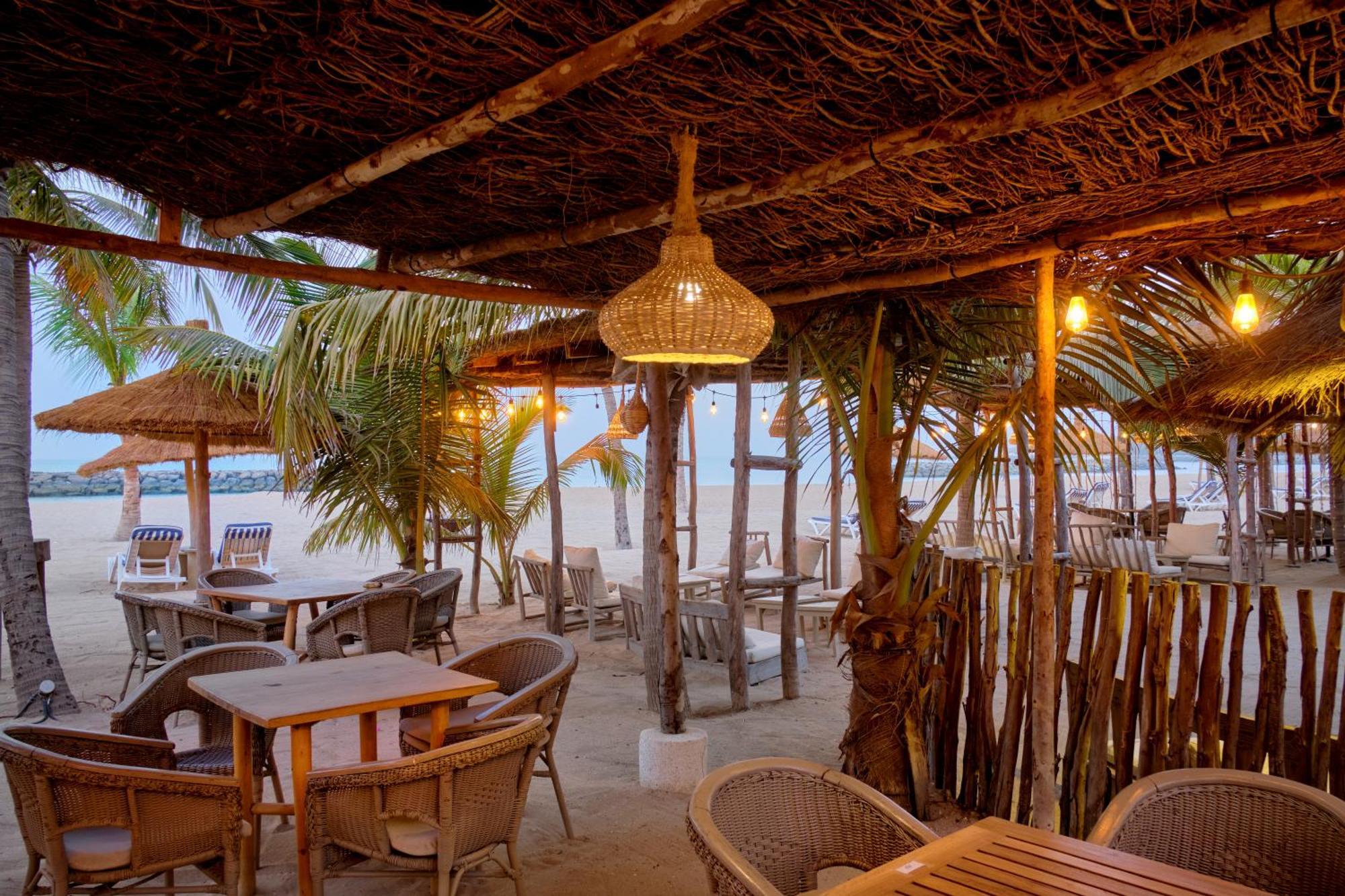 Hotel Royam Saly Exterior foto