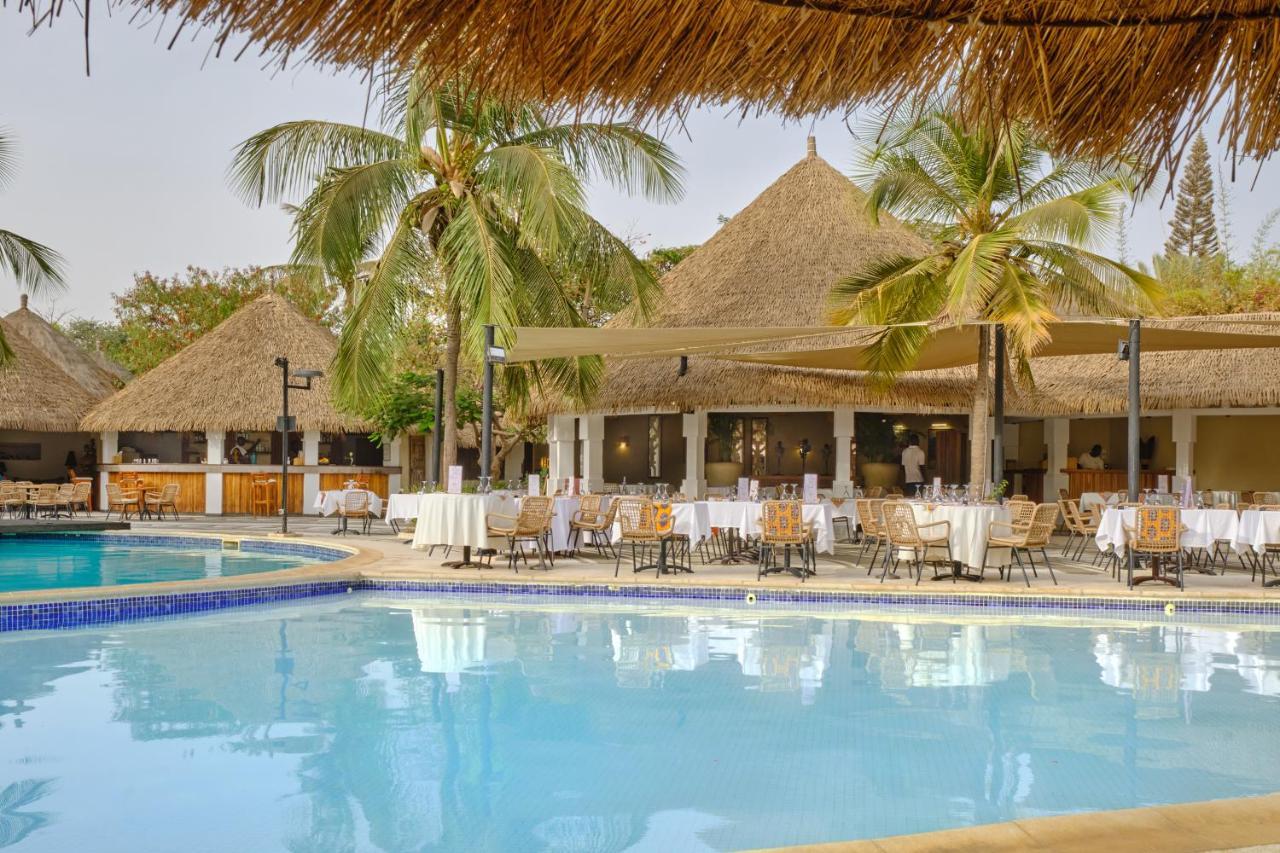 Hotel Royam Saly Exterior foto